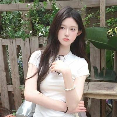 野侠游鸾
